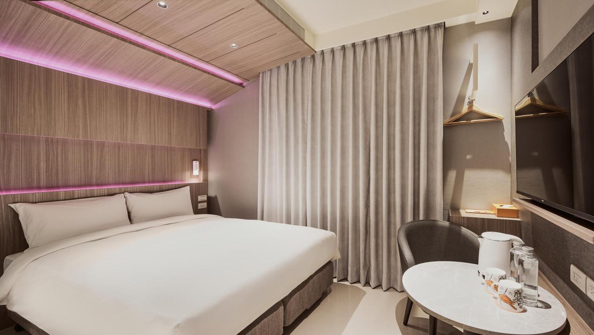Orange Hotel -Hanzhong, Тайбэй Экстерьер фото
